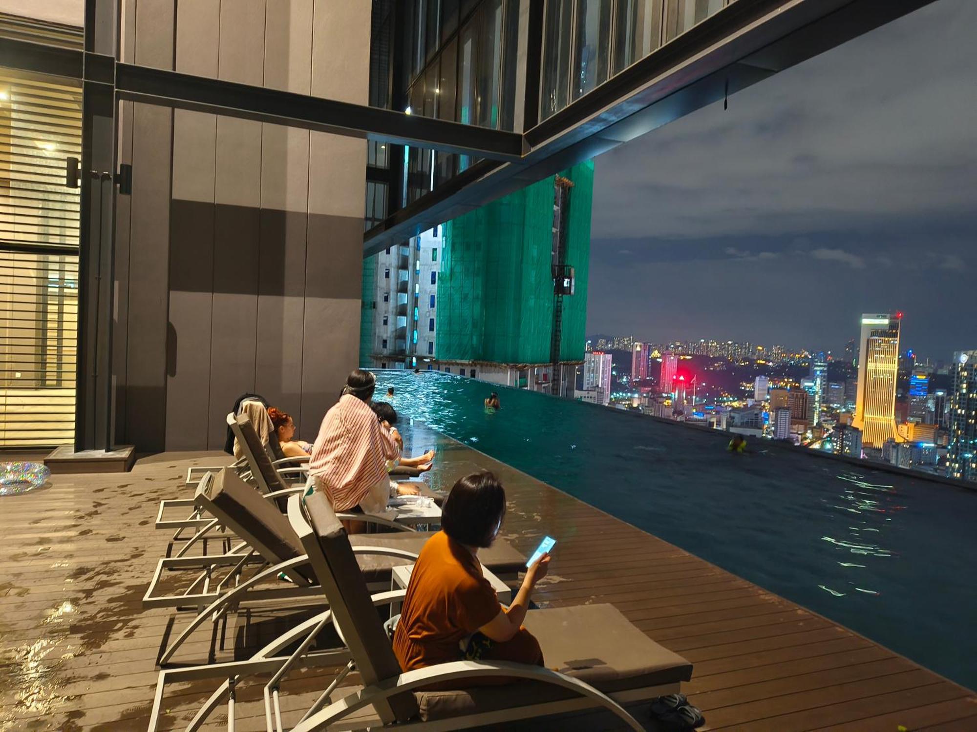 Lucentia Suites Klcc By City View Kuala Lumpur Exterior foto